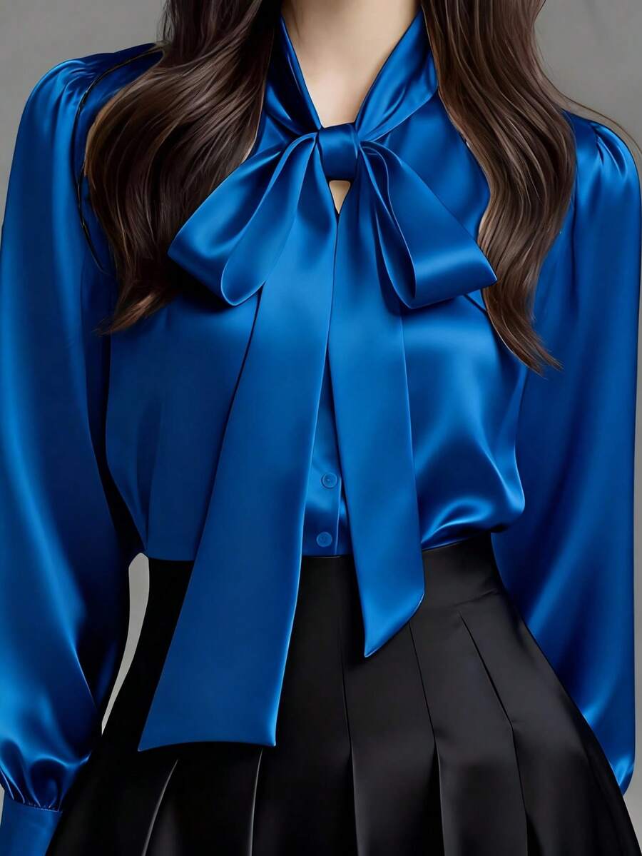 女士优雅缎面白色长袖休闲衬衫，百搭通勤上衣，领口饰有蝴蝶结 - 纯色设计，适合所有季节，可机洗，不透，面料柔软透气，缎面质感精致，搭配纯色领带，适合办公室和日常穿着，春季必备 - 藍色 - 查看 1