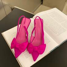 Zapatos de tacón para mujer Tacones altos estilo francés Novedades de temporada Zapatos versátiles y modernos para mujer Sandalias de punta afilada con una sola correa y lazo grande estilo francés Tacones altos Tacones de aguja de color liso A la moda - Rosa Fucsia - Ver 8