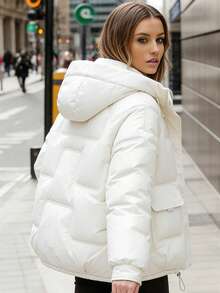 Chaqueta acolchada de algodón multibolsillos gruesa Chaqueta de algodón con capucha y relleno de plumón para mujer. Nuevo estilo corto. Abrigo acolchado grueso de estilo coreano con múltiples bolsillos. Chaqueta de algodón gruesa y cálida para el invierno. - Blanco - Ver 2