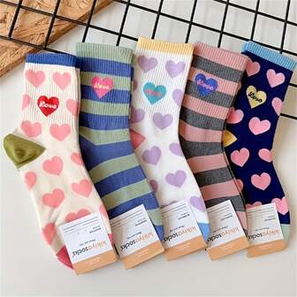 1/3/5双装女士多巴胺甜心条纹中筒袜 - 韩版学院风，柔软舒适，四季皆宜，多种颜色可选（粉色、蓝色、绿色、黄色、紫色），饰有“LOVE”字样，可爱休闲，俏皮设计，穿着舒适。
