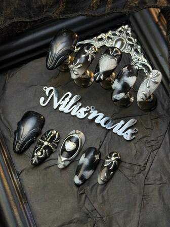 10片/套 手工杏仁形Y2K酷炫风格美甲贴片，黑白美甲，扎染美甲贴片，手工雕刻几何图案、爱心和云朵图案，3D钻石蝴蝶结珍珠美甲贴片，全覆盖式假指甲，适合各种场合和日常佩戴，是送给女性和女孩的绝佳礼物，附赠1个果冻垫和1个指甲锉。