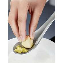 1pc Stainless Steel Ginger Grater, Garlic Crusher, Lemon Zester, Ergonomic Manual Kitchen Masher, Suitable For Fresh Spices, Restaurant Kitchen Tools, Food Trucks - Silver - View 2