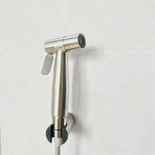 Pistola Multifuncional para Inodoro - Kit 3 Piezas con Base de Perforación, Boquilla Acero Inoxidable y Manguera 2m - Plateado - Ver 1