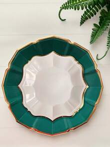 40个/60个/100个绿色和白色扇形纸盘，10英寸大号绿色餐盘和7英寸白色甜点盘，适用于圣诞节、新年、周年纪念日、毕业典礼、感恩节、狩猎、丛林主题派对一次性餐具套装（可供20/30/50位客人使用） - 白深綠 - 查看 3