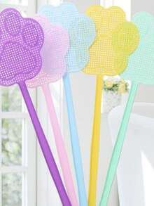Creative Cat-Claw Shaped Colorful Fly Swatter, Long-Handled Manual Fly & Mosquito Killer, Unbreakable Plastic Fly Swatter For Home Use. - Multicolor - View 5