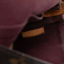 Louis Vuitton Authenticated  PRE-OWNED Monogram Favorite PM Bag - Brown - View 6