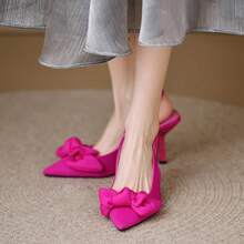 Zapatos de tacón para mujer Tacones altos estilo francés Novedades de temporada Zapatos versátiles y modernos para mujer Sandalias de punta afilada con una sola correa y lazo grande estilo francés Tacones altos Tacones de aguja de color liso A la moda - Rosa Fucsia - Ver 7