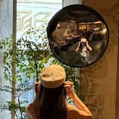 1 chiếc gương tròn lớn tối giản treo tường - Gương treo tường ngang, khung nhựa, không cần điện | Thích hợp trang trí phòng khách, phòng ngủ, hành lang, phòng tắm, có thể dùng làm gương selfie, gương trang điểm, trang trí phòng, trang trí phòng thay đồ, trang trí studio.