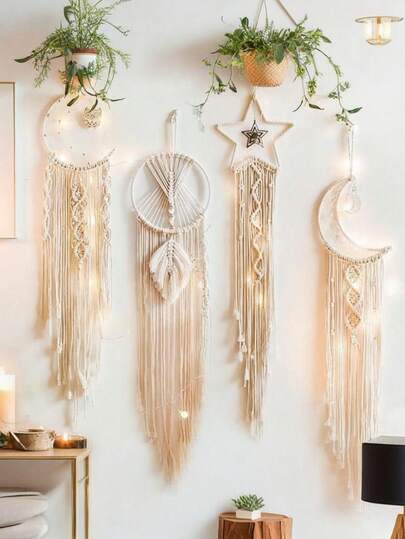 Handmade Lace Dream Catcher With Star & Moon Pattern, Perfect Boho-Style Home Decor. These Wall Hangings Are Suitable For Decorating Living Rooms And Bedrooms, And Also Make Ideal Gifts And Decorations For Al-Fitr, Al-Adha, And Parties.