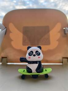 1 pieza Juguete de panda a cuerda, Monopatín de panda, Cuerda para saltar, Decoración de escritorio de panda a cuerda sin batería, Juguete de animal a cuerda lindo, Adecuado para cumpleaños, relleno de bolsa de regalo, recompensas en el aula, base de plástico ABS que se mantiene firme sobre el escritorio durante el funcionamiento - Multicolor - Ver 8