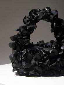 花卉图案女士手提包，新娘派对包，舞会礼服配饰，婚礼用品，优雅女士手提包，女士圣诞节/情人节礼物（图案随机） - 黑色 - 查看 4