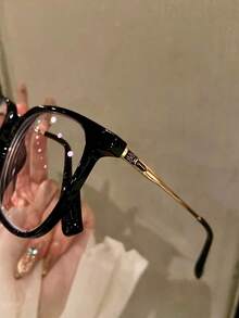 "T I F F A N Y"Series Blue Light Frames Eyeglasses Retro Clear View Blue Light Glasses For Eye Protection Computer Vision Glasses Men Women Computer Gaming Glasses Rectangle TR90 Frame Anti Eyestrain  ,Blue Light Glasses For Woman Men Safety Glasses Blue Light Blocking Glasses Protection Computer Gaming Glasses Women Cute Light Weight  Oversized Non Prescription Small Face Square Cat Eye Reduce Eye Fatigue On Computers, TVs, Phones, And Games, Suitable For Computer Lense Screen Protector Plain Glasses Clear Lens Glasses Blue Light Light Blocking Glasses Blue Light Glasses Light Glasses For For Women Men Light Glasses For Glasses For Women 99 Blue Light Glasses For Woman Blue Light Glasses Women/Men, Fashion Round Frame  Computer Gaming Glasses Computer Glasses - Anti Eyestrain - màu đen - Xem 5