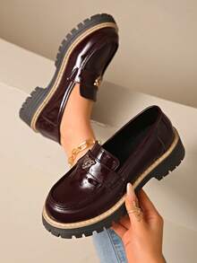 女士厚底一脚蹬乐福鞋，纯色，朋克优雅学院风，纯金属装饰，舒适百搭 - 酒紅色 - 查看 4
