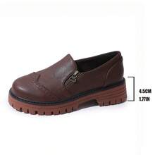 1双女士纯色时尚拼接厚底坡跟鞋，适合四季户外穿着 - 酒紅色 - 查看 7