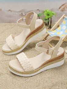 1 đôi dép xăng đan đế cao cho bé gái, kiểu dáng thoải mái, đế dày, hở mũi, thích hợp mang hàng ngày và đi học vào mùa hè. - Màu be - Xem 1