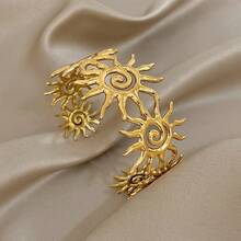 1 Bohemian Spiral Sun Patchwork Bracelet - Stainless Steel Interlocking Sun Design, Gold Tone Embellishments, Elegant Daily And Wedding Jewelry, Unisex, Suitable For Daily Wear, Festival Accessories, Bohemian Style, Durable Bracelet - 金色的 - 查看 5