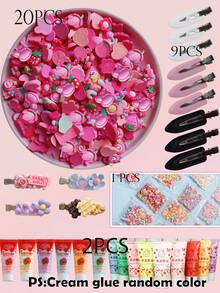 共34件DIY发饰套装，包括9个黑白发夹、2个随机颜色仿真花蕾（带2朵花头）、20个随机树脂配件、1个碎片配件，可爱发饰，共有八种颜色可选：（绿色、白色、粉色、玫瑰色、蓝色、紫色、黄色、咖啡色）。适合夏季和校园佩戴。