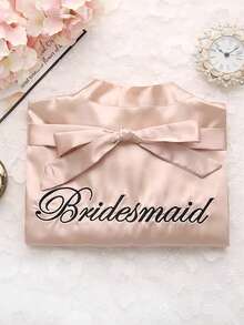 1件浴袍，新娘及伴娘礼服，字母图案浴袍，晨袍及睡袍，新娘派对准备服，婚礼仪式及宴会配饰，女士春夏婚礼伴娘睡衣，新娘礼服，闺蜜派对刺绣浴袍，新娘浴袍，婚礼派对用品，户外婚礼，节日派对用品 - 香檳色伴娘 - 查看 9