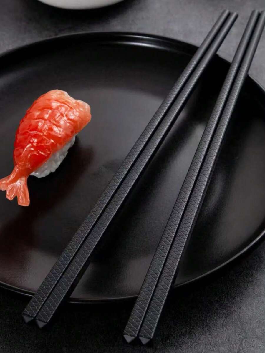 A Pair Of Black Plastic Safety Chopsticks With No Odor Suitable For Restaurants Hotels Homes And High Temperature Resistant Disinfection Chopsticks - Multicolor - View 1