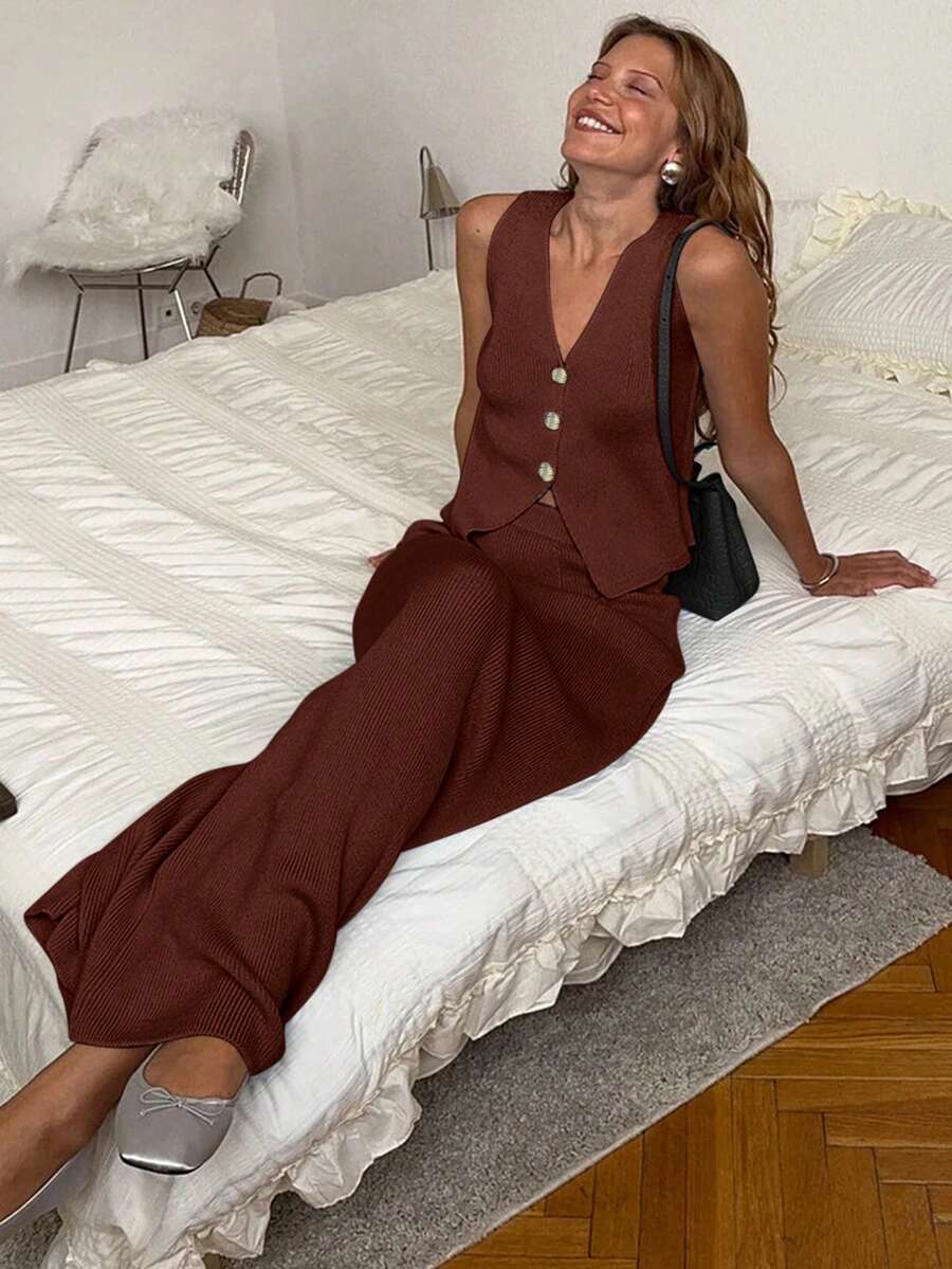 Women's Fall Elegant Knitted Sleeveless Top & Skirt Two Pieces Set With Metal Buttons Perfect For Thanksgiving Family Gatherings Casual Halloween Outings & Pre-Christmas Friend Brunches