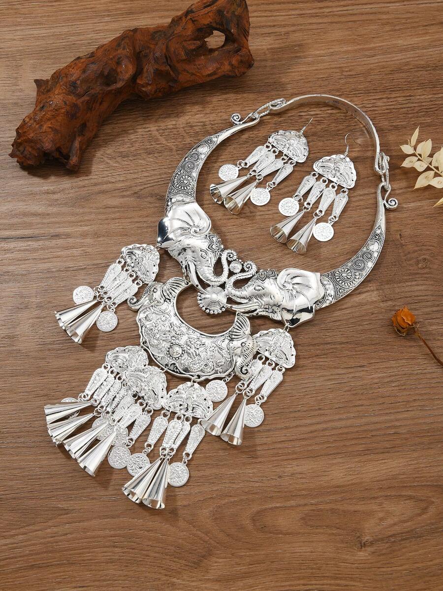 Dây chuyền hình voi châu Phi phong cách punk cổ điển với chuông và tua rua, dây chuyền choker nhiều lớp hình động vật đính đồng xu, phụ kiện cho tiệc tùng và trang phục thường ngày. - Loại bướm - Xem 1