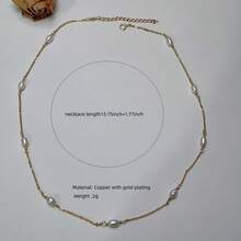 一条简约的金色淡水珍珠项链，配有精美配件，是送给闺蜜的节日礼物。 - 項鍊 - 查看 6