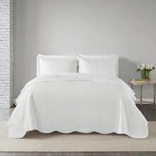 Double-Sided 3-Piece Printed Bedspread Set. - White - View 1