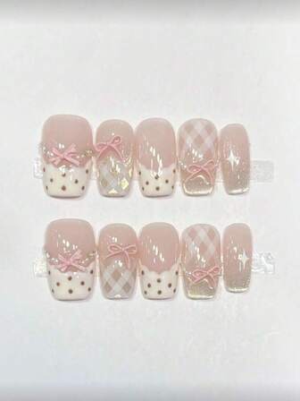 10 piezas de calcomanías de uñas hechas a mano, forma rectangular mediana, color rosa y blanco, puro y suave, lindo y dulce, creando un ambiente invernal suave y nevado, adecuado para mujeres y niñas, para todas las estaciones, adecuado para vacaciones y uso diario