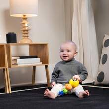 TendenciaBaby Einstein Juguete sensorial Twist-a-PAL Cal, Musical, a Partir de 6 MesesCalidad premium - Rojo - - Ver 2