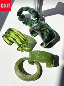 GNIT 1pc Elegant Retro Wide Resin Bangle In Green, Autumn Winter Sweater Accessory Geometric Pattern Elements, Orderly Textures And Fluctuating Curves - Green Pattern Series Bangle - View 3