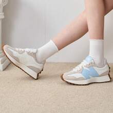 New Balance NB 女款 327 系列复古休闲运动鞋 WS327FTA