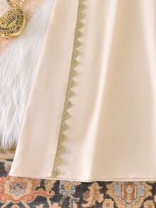 Vihyde 1pc Tween Girls Middle Eastern Festival Robe, Cream White & Blue With Golden Geometric Floral Trim, Long Sleeve - Beige - View 6