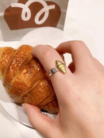 1pc Unique Breakfast Croissant, Fork, French Croissant Minimalist Geometric Line Design Ring, Elegant Classic Everyday Jewelry, Fashionable Chic Wavy Ring For Women