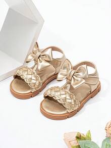 1 Pair Fashion Woven Strap Girls Sandals With Butterfly Flower Design, Flat Children Summer Sandals - Gold - View 3