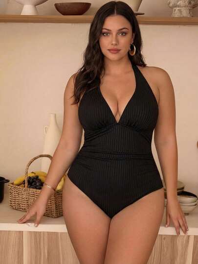 Swim Chiccia 1 件加大码纹理面料吊带连体泳衣，适合夏季海滩度假