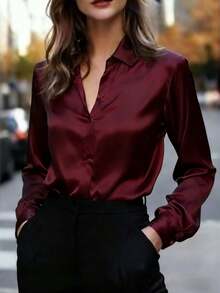 女士丝滑蓝色纽扣长袖衬衫领上衣，优雅涤纶面料，常规版型