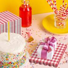 1包(50张/100张)红色条纹派对餐巾纸,三层柔软无香型,折叠后尺寸为5x5英寸,展开后尺寸为10x10英寸,适用于婚礼、新年、生日及其他派对,散装包装 - 紅白色 - 查看 3