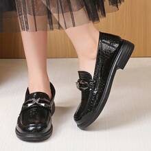 1双几何图案学院风聚氨酯大蝴蝶结石纹亮面玛丽珍乐福平底鞋，女士，适合办公室穿着，四季皆宜 - 黑色 - 查看 10