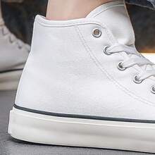 ET014-S002-1 黑白民族风宇宙刺绣高帮运动鞋，创意吉祥云纹休闲鞋，复古小众百搭厚底鞋 - 白色 - 查看 2