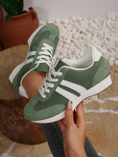 2025 Autumn New Lightweight Casual Patchwork Lace-Up Sneakers For Women, Fashionable & Flattering