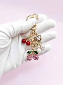 1 chiếc móc khóa mặt dây chuyền hình quả anh đào đính đá sang trọng, móc khóa kim loại lãng mạn thời trang, phụ kiện cưới, trang trí chìa khóa xe hơi chủ đề quả anh đào, trang trí ví, phụ kiện túi xách, đồ trang trí ba lô, món quà sinh nhật/lễ hội/tiệc tùng lý tưởng cho bạn bè và gia đình. - Nhiều màu - Xem 6