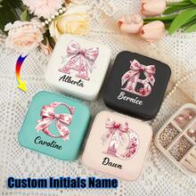 Custom Bow Letter Jewelry Box, Personalized Name Travel Jewelry Box, Bridal Party Gift, Bridesmaid Gift, Christmas Jewelry Box, Waterproof Large Capacity, Suitable For Earrings, Necklaces, Rings, Gifts For Girlfriend, Mom, Best Friend, Valentine's Day, Girlfriend Gift, Portable, Customized Gift, Personalized Gift