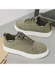 （尺码偏小）男士时尚纯色滑板鞋，舒适防滑休闲系带厚底运动鞋，适合男士户外活动。尺码 39-48（请根据鞋垫长度选择）