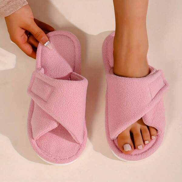 Women's Large Size Casual Slippers, Heart Pattern, With Embroidery, EVA Soft Slippers, Indoor Wear, Four Seasons, Suitable For Valentine's Day Wear, Gift For The Object