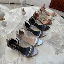 Sandalia Feminina Show Show Confortável Strass Brilho Salto Baixo 6 cm Fivela