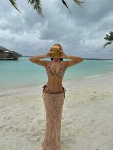 新款枫叶海滩度假村串珠装饰性感比基尼套装，含罩衫和裙子，适合夏季度假 - 棕色 - 查看 1