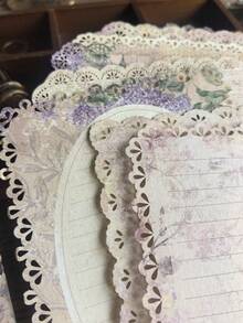 10pcs/Pack Vintage Plant & Flower Pattern Decorative Stationery Paper With Hollow Border Background