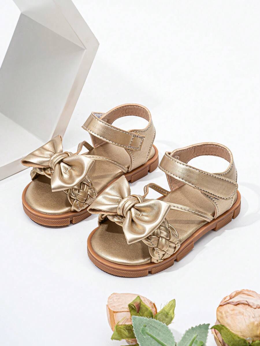 1 Pair Fashion Toddler Girls' Flat Sandals, Comfortable Soft Bottom Children Sandals - Gold - View 1