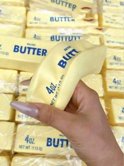 1pc צעצוע סקושי בטעם בננה צהובה: רך, ריבאונד איטי, טעים!