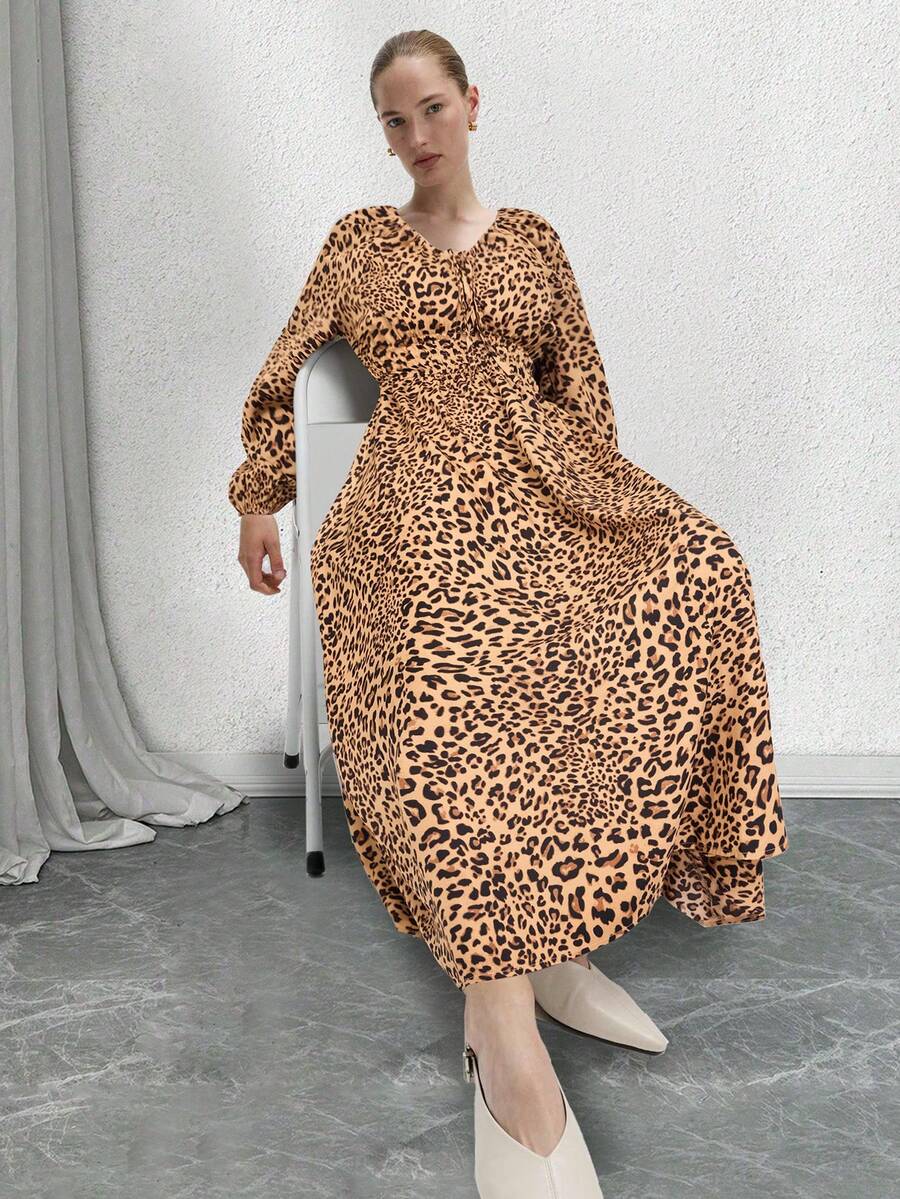 动物纹V领褶皱中长收腰连衣裙 - 彩色 - 查看 1